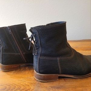 Josef Seibel black ankle boots sz 40